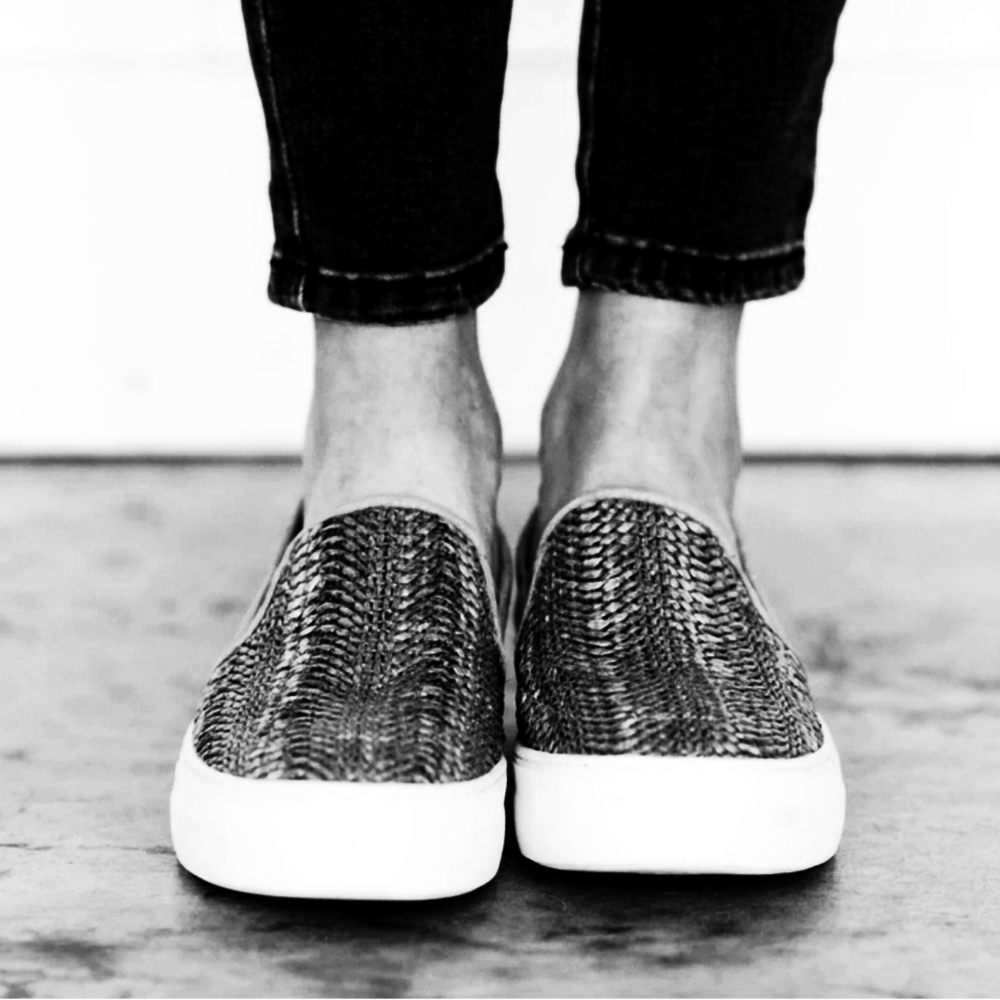 Street Chic Steve Madden Sneakers - Picture 5 of 6